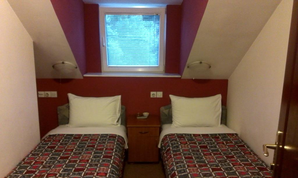 Private Accommodation Lidija Rakocevic コラシン 部屋 写真
